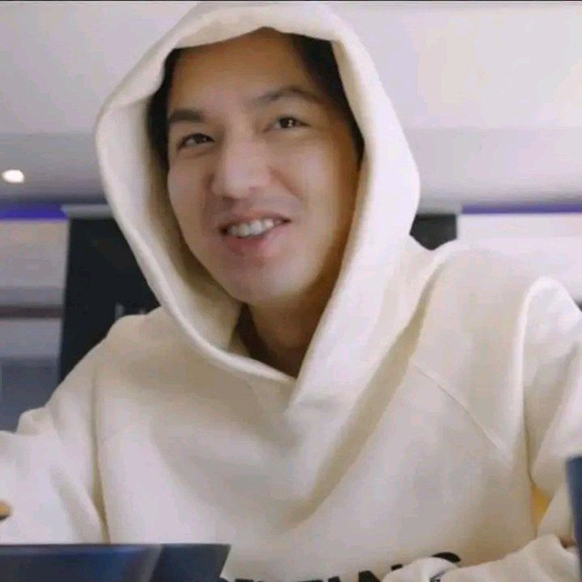 A moment captured by a fan of Lee Minho