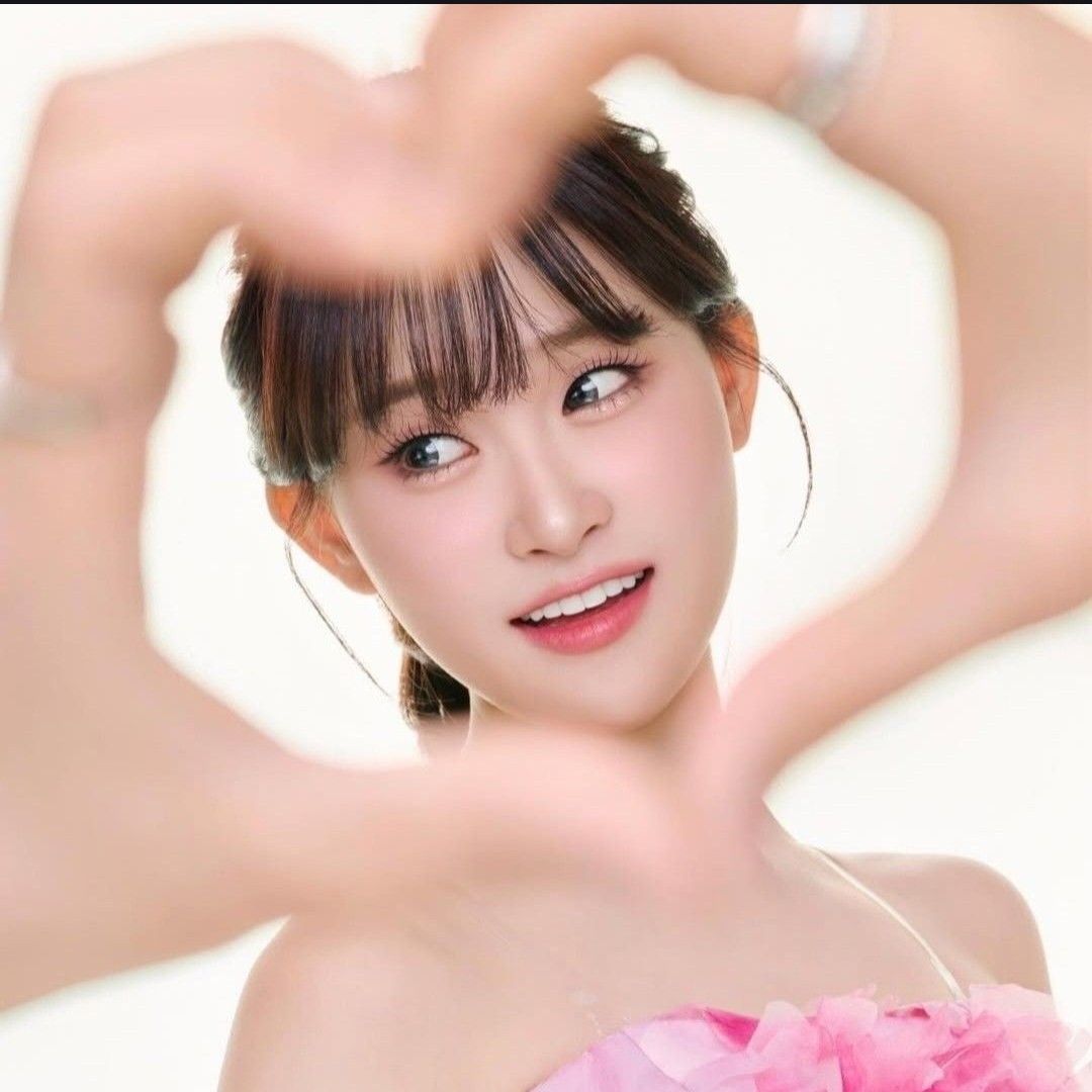 Momen yang diabadikan oleh penggemar Kim Dahyun