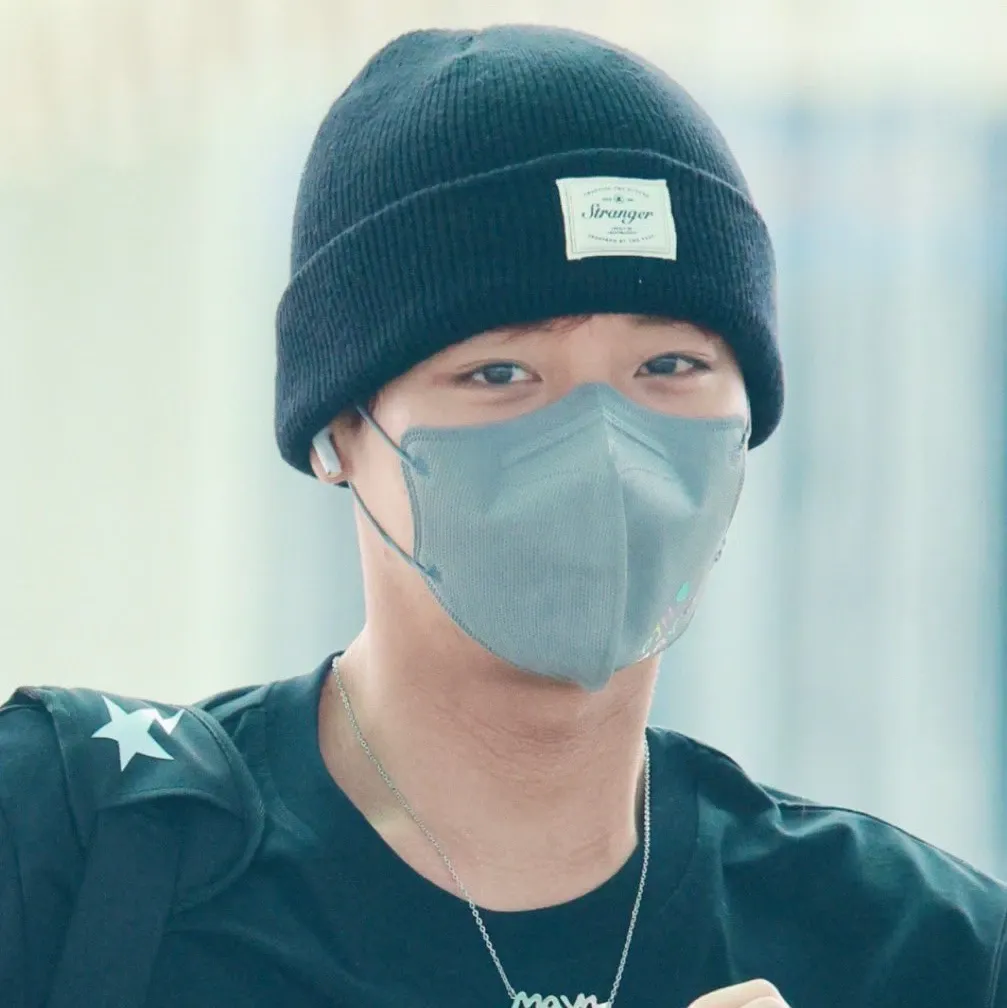 A moment captured by a fan of Park Jihoon