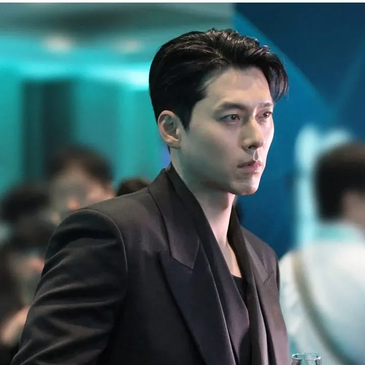 Foto terbaru dari Hyun Bin