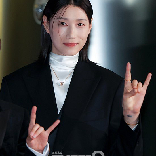 Latest photo of Kim Yeonkoung