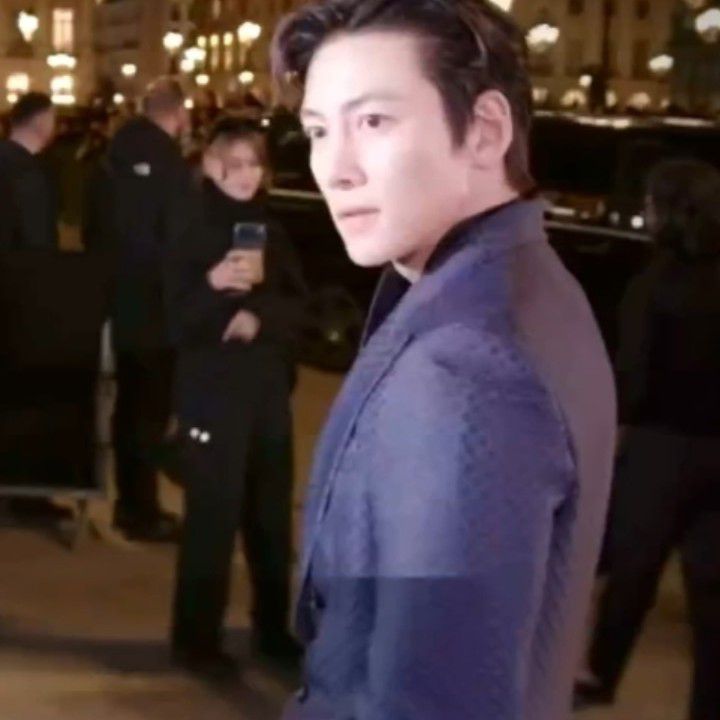 チ・チャンウクのビハインドカット