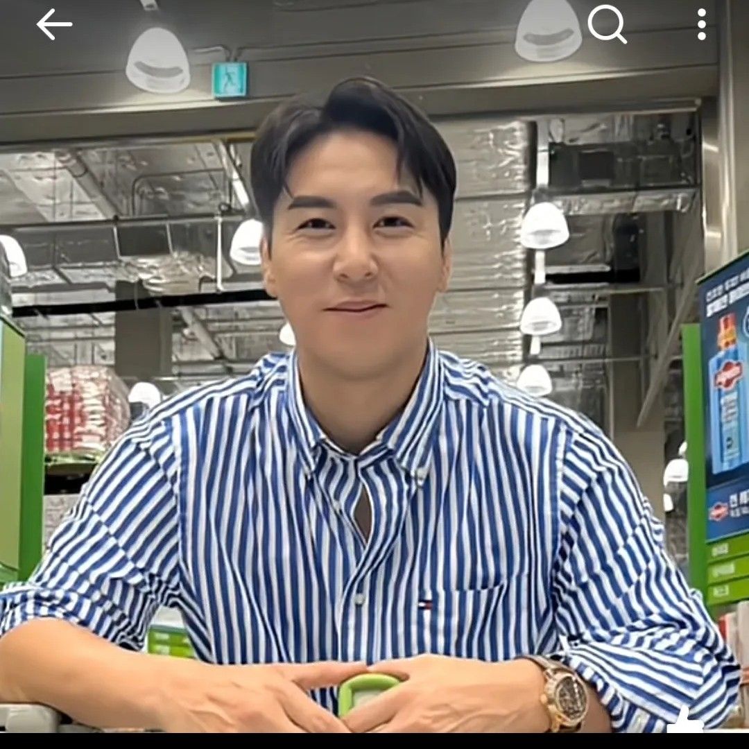 Latest photo of Jang Minho