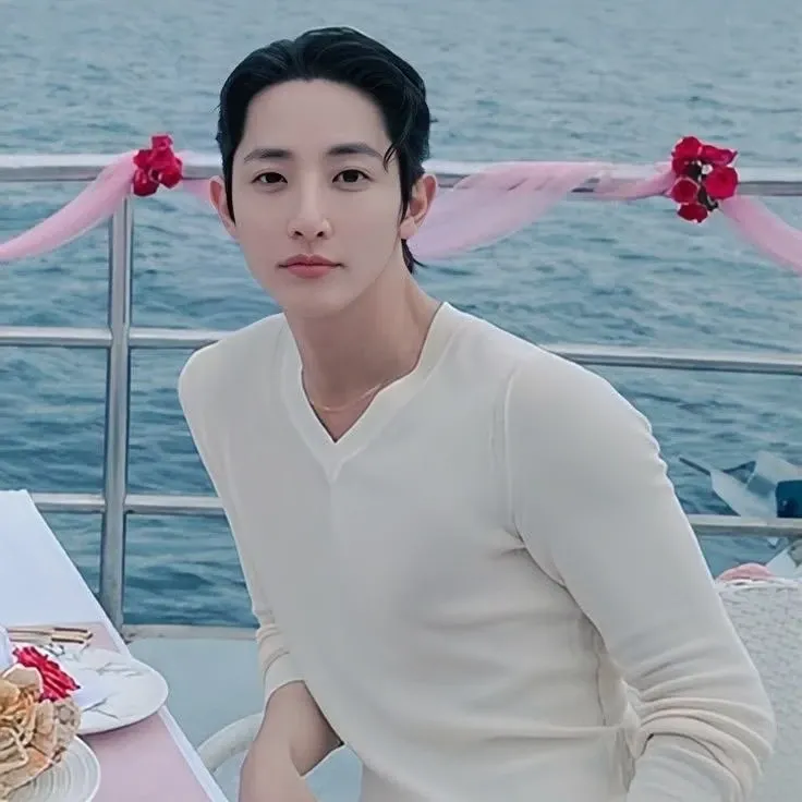 Latest photo of Lee Soohyuk