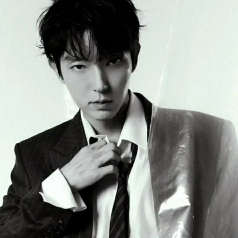 Latest photo of Lee Joongi