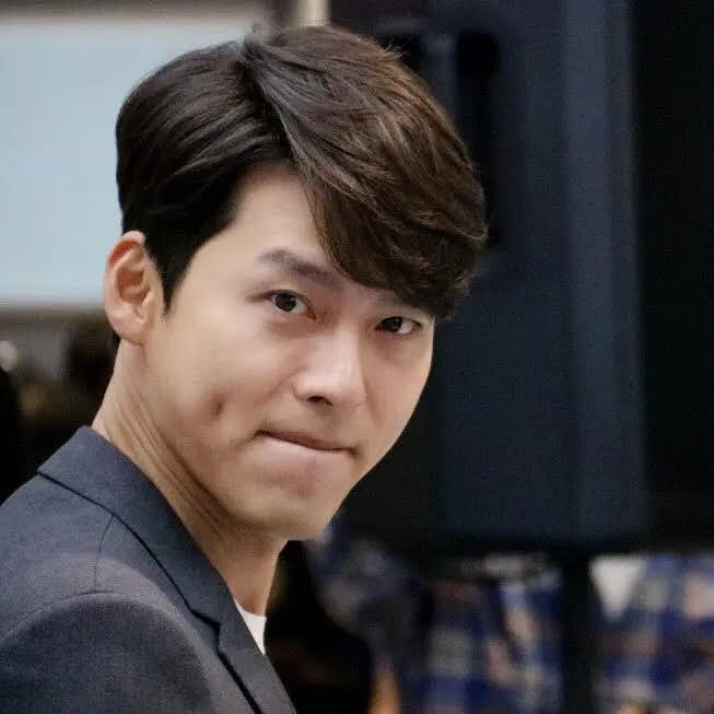 현빈의 최신 사진