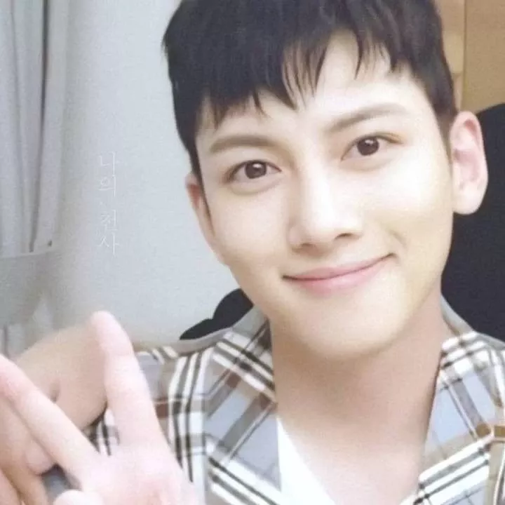 チ・チャンウクのビハインドカット