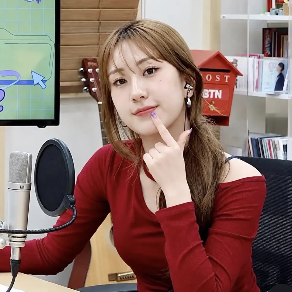 Cuplikan di balik layar dari Jeon Yujin