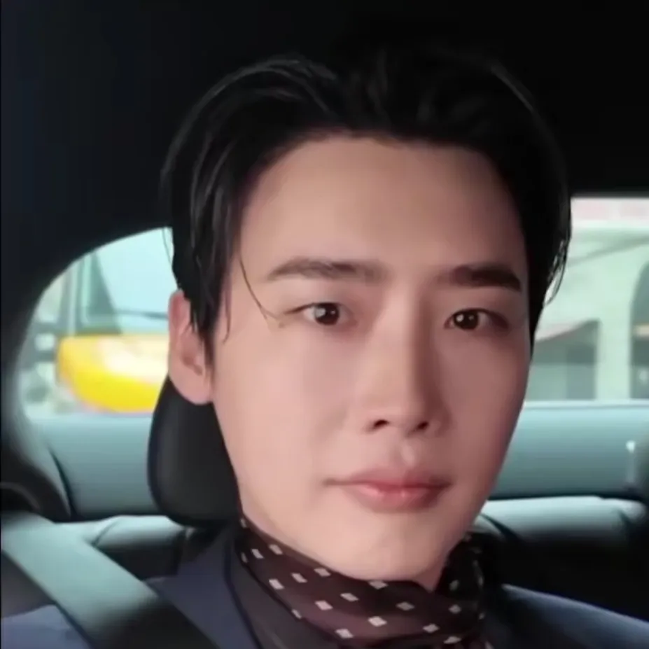 Behind-the-scenes cut of Lee Jongsuk