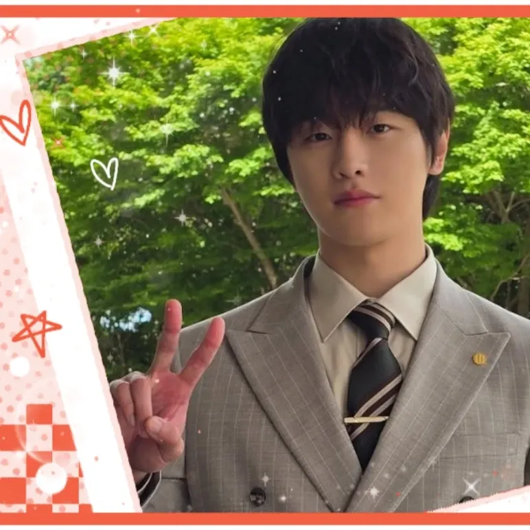 Latest photo of Kim Dowan