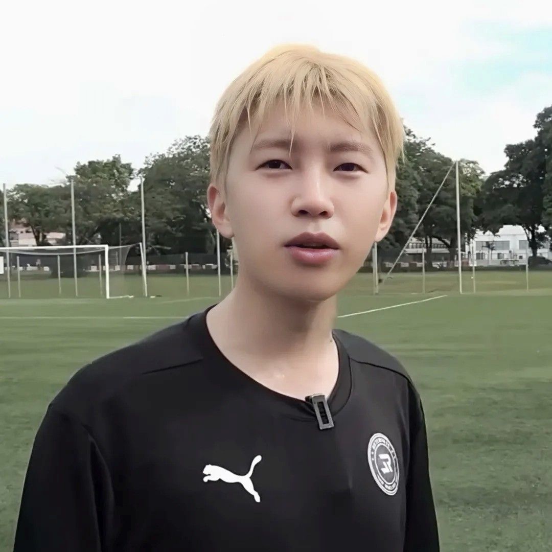 Foto kegiatan terbaru dari Lim Youngwoong