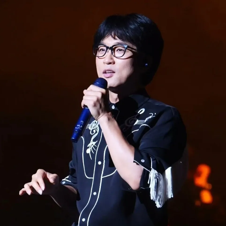 Latest photo of Bak Changgeun
