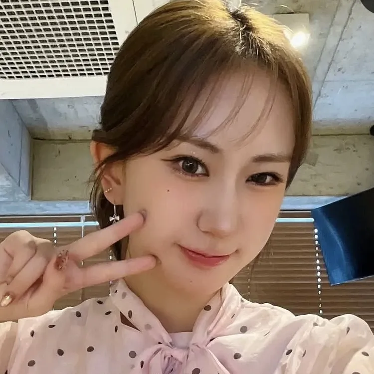 Momen yang diabadikan oleh penggemar Jeon Yujin