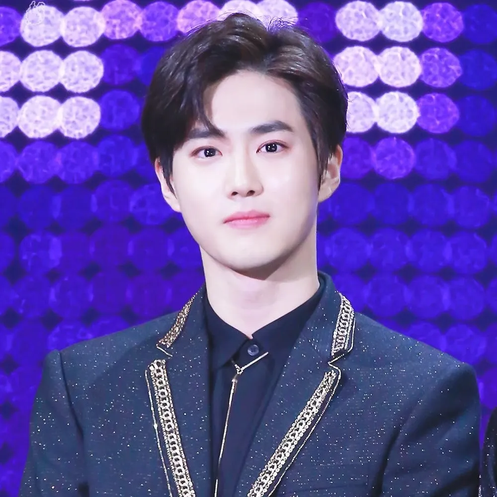 Recent activity shot of Suho