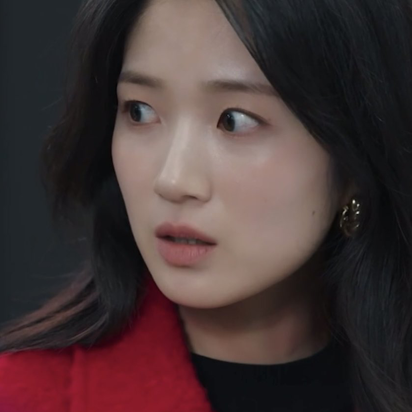 A moment captured by a fan of Kim Hyeyoon