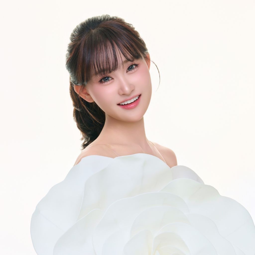 Foto kegiatan terbaru dari Kim Dahyun