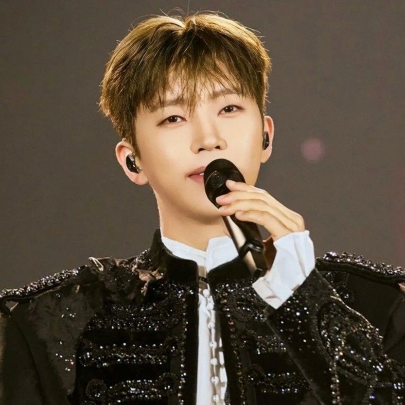 イム・ヨンウンの最近の活動ショット