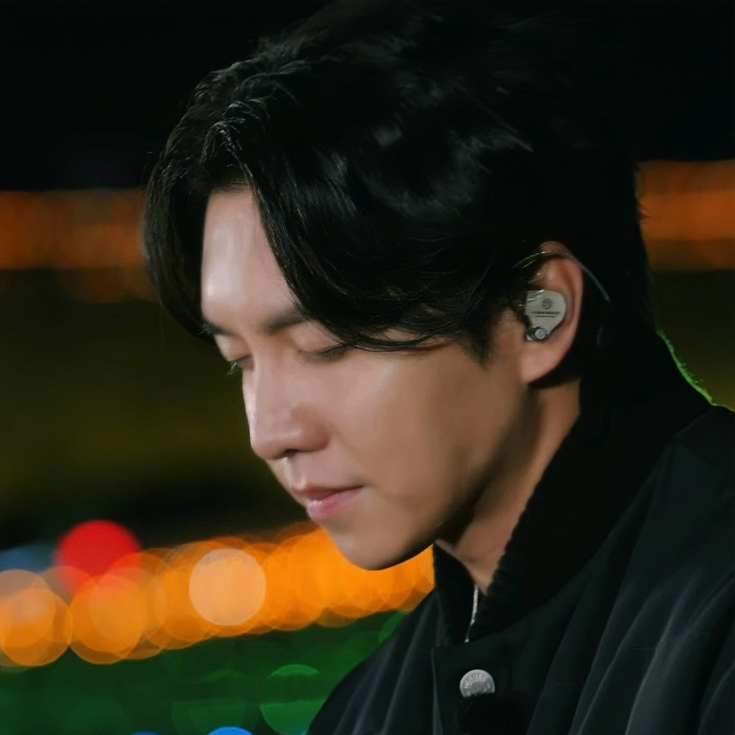 Latest photo of Lee Seunggi