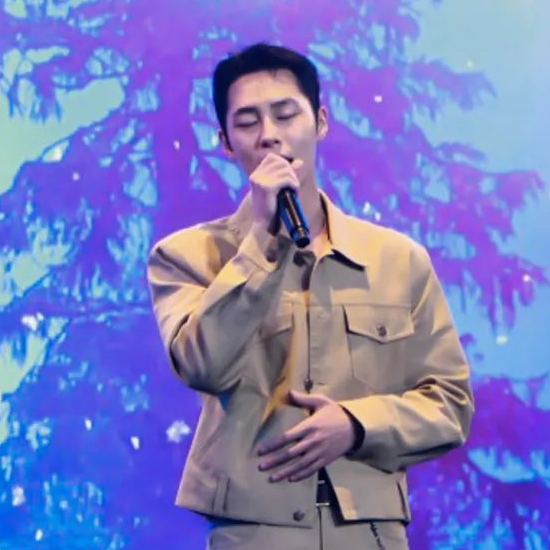 Latest photo of Lee Jaewook