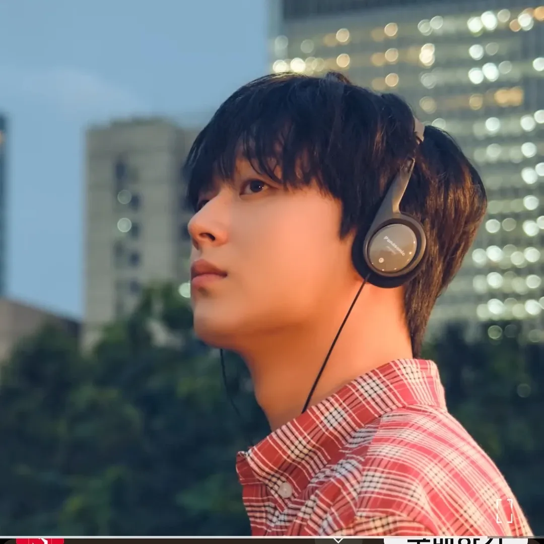 Foto kegiatan terbaru dari Lee Chanwon