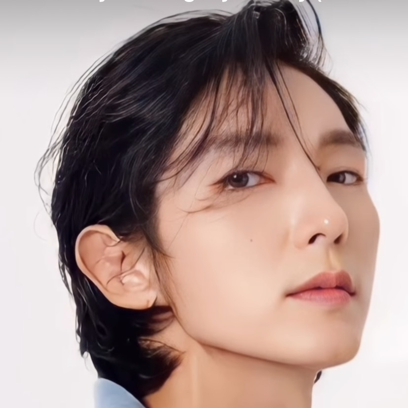 Recent activity shot of Lee Joongi