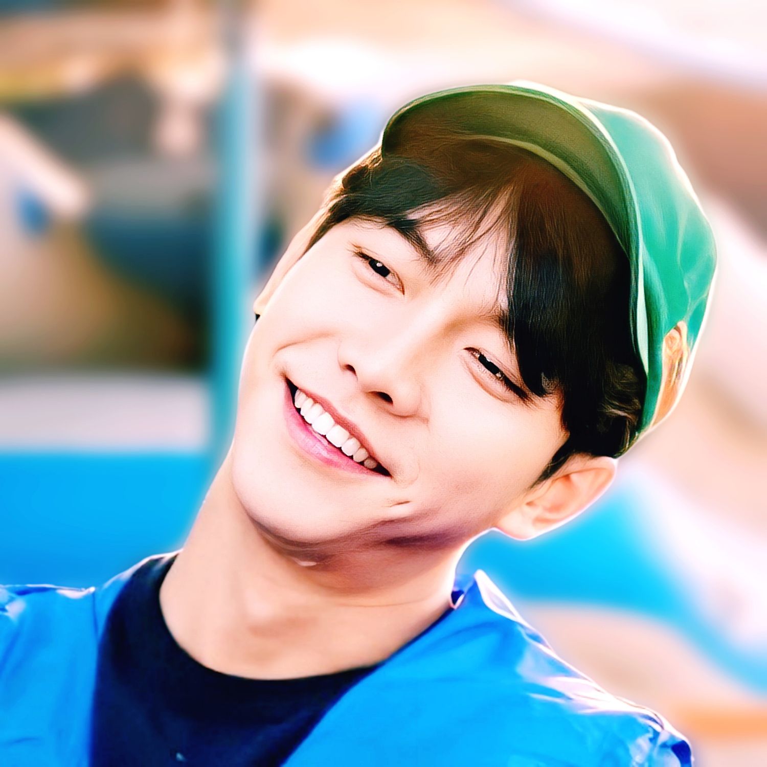 Foto terbaru dari Lee Seunggi