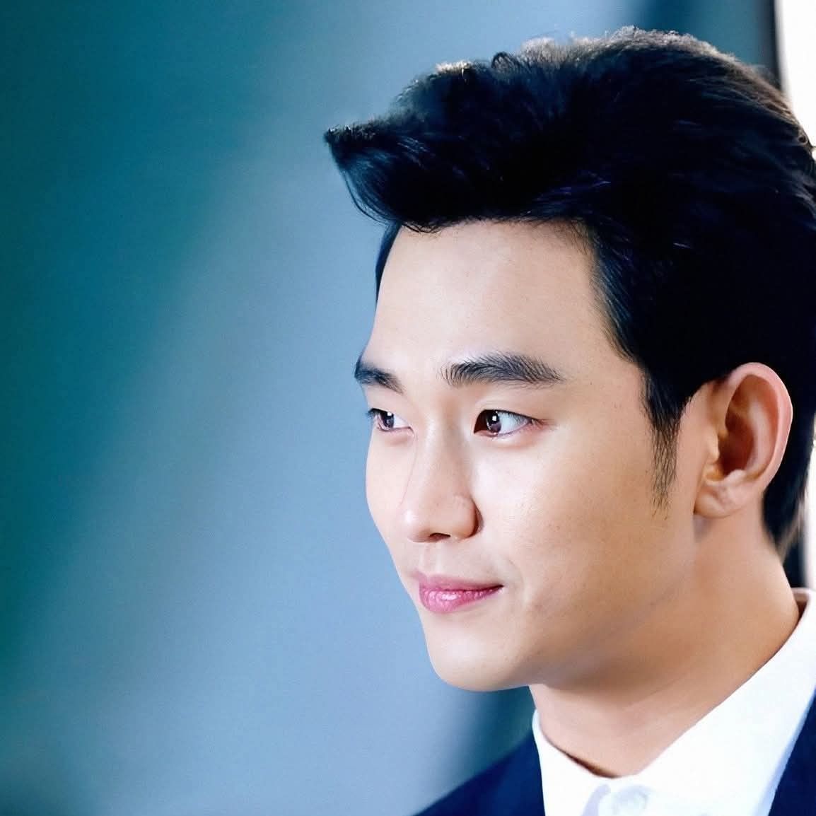 Recent activity shot of Kim Soohyun