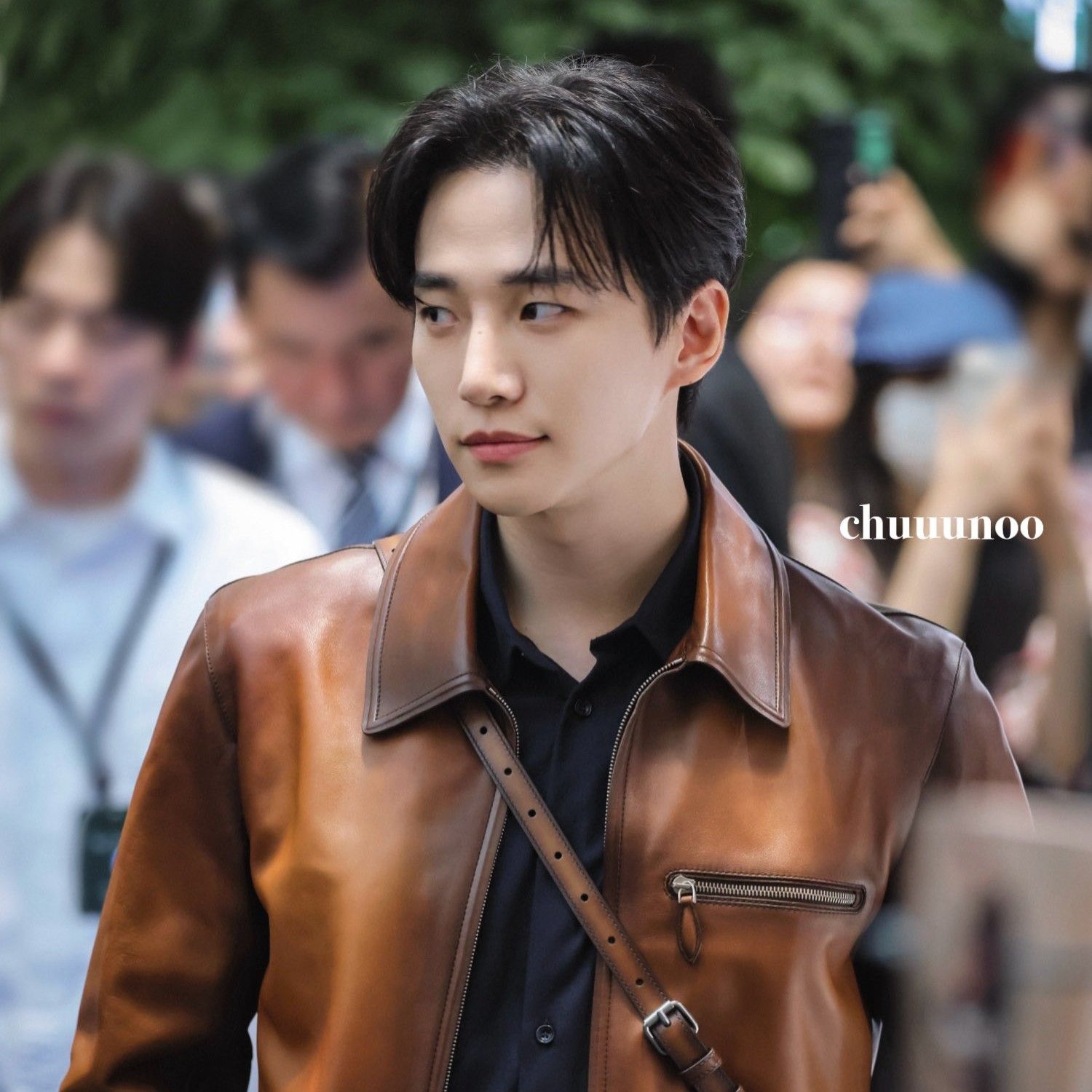 イ・ジュノの最近の活動ショット