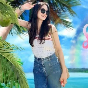 Recent activity shot of Kim Hyeyoon