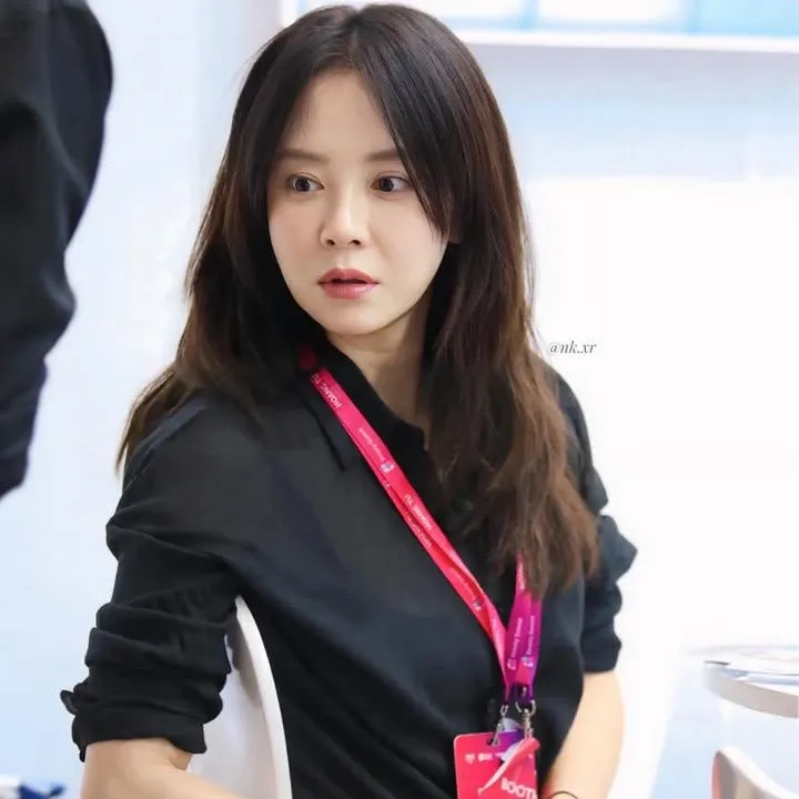 Foto kegiatan terbaru dari Song Jihyo