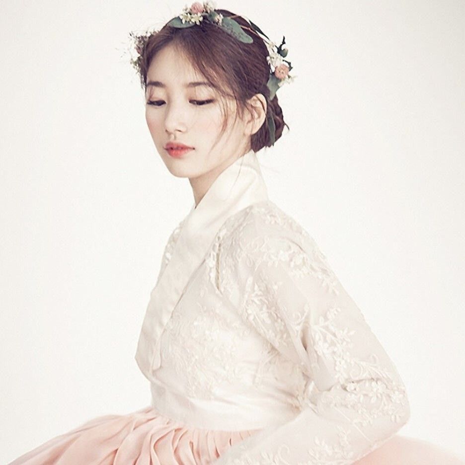 Latest photo of Bae Suzy