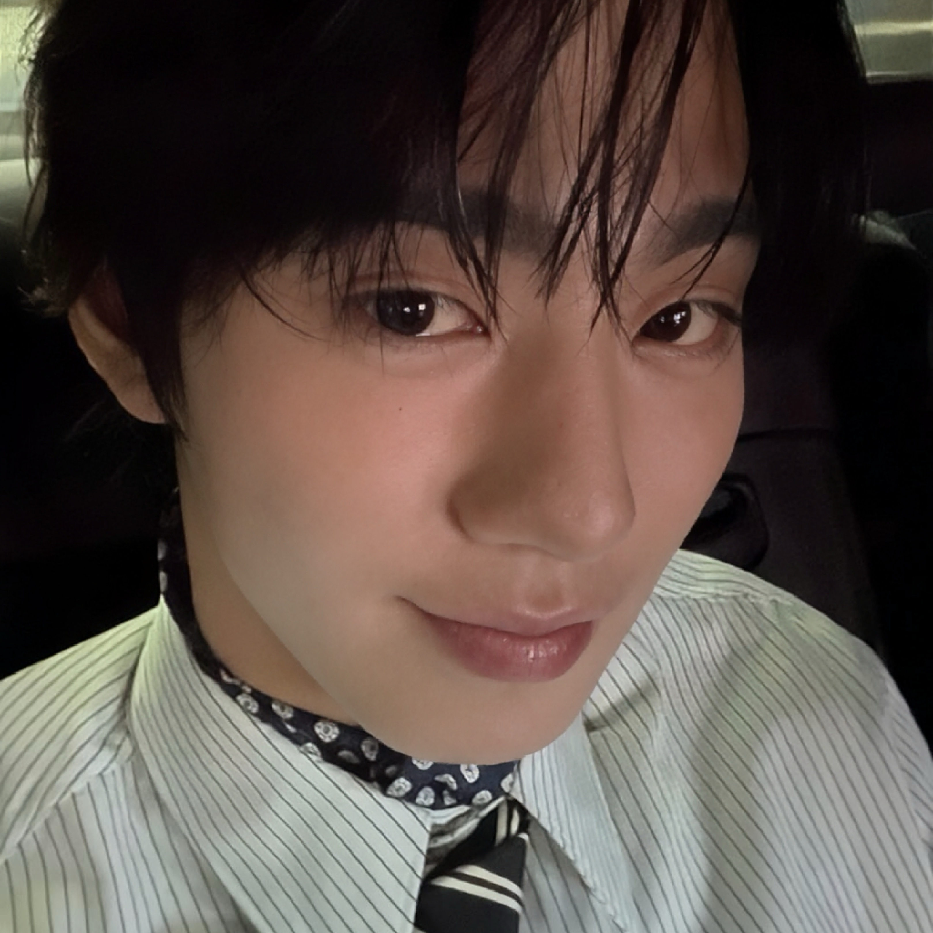 粉丝拍下的安孝燮瞬间