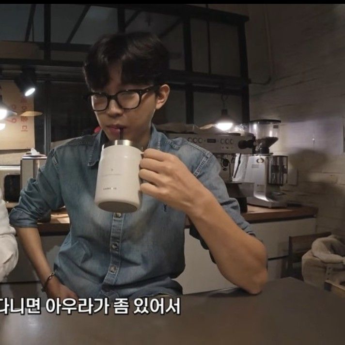 Cuplikan di balik layar dari Lim Youngwoong