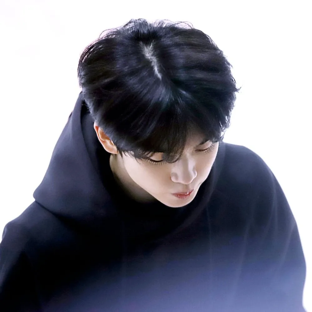 Behind-the-scenes cut of Cha Junhwan