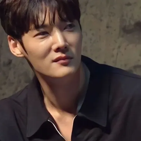 Behind-the-scenes cut of Choi Jinhyuk