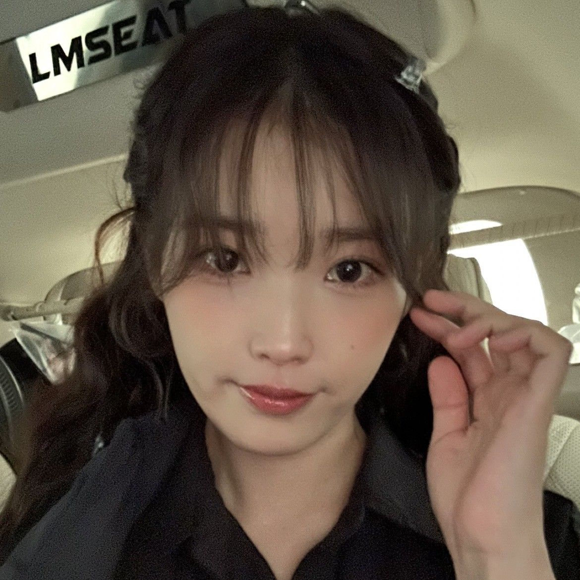 Behind-the-scenes cut of IU