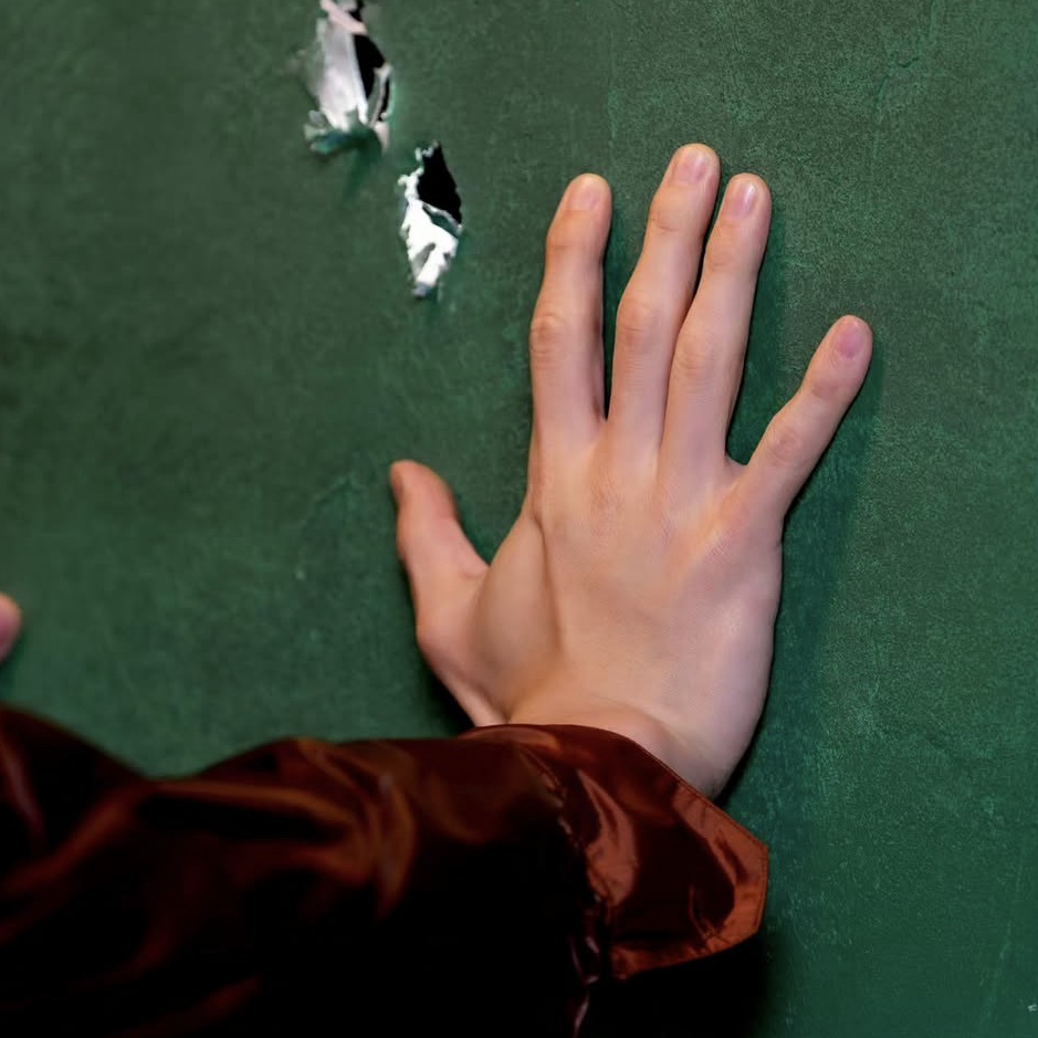 Behind-the-scenes cut of Ji Changwook