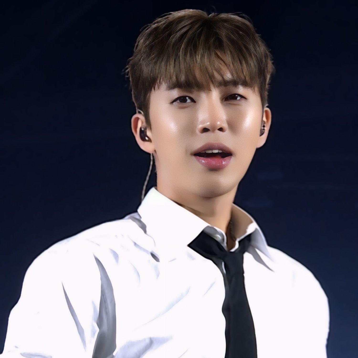 Foto terbaru dari Lim Youngwoong