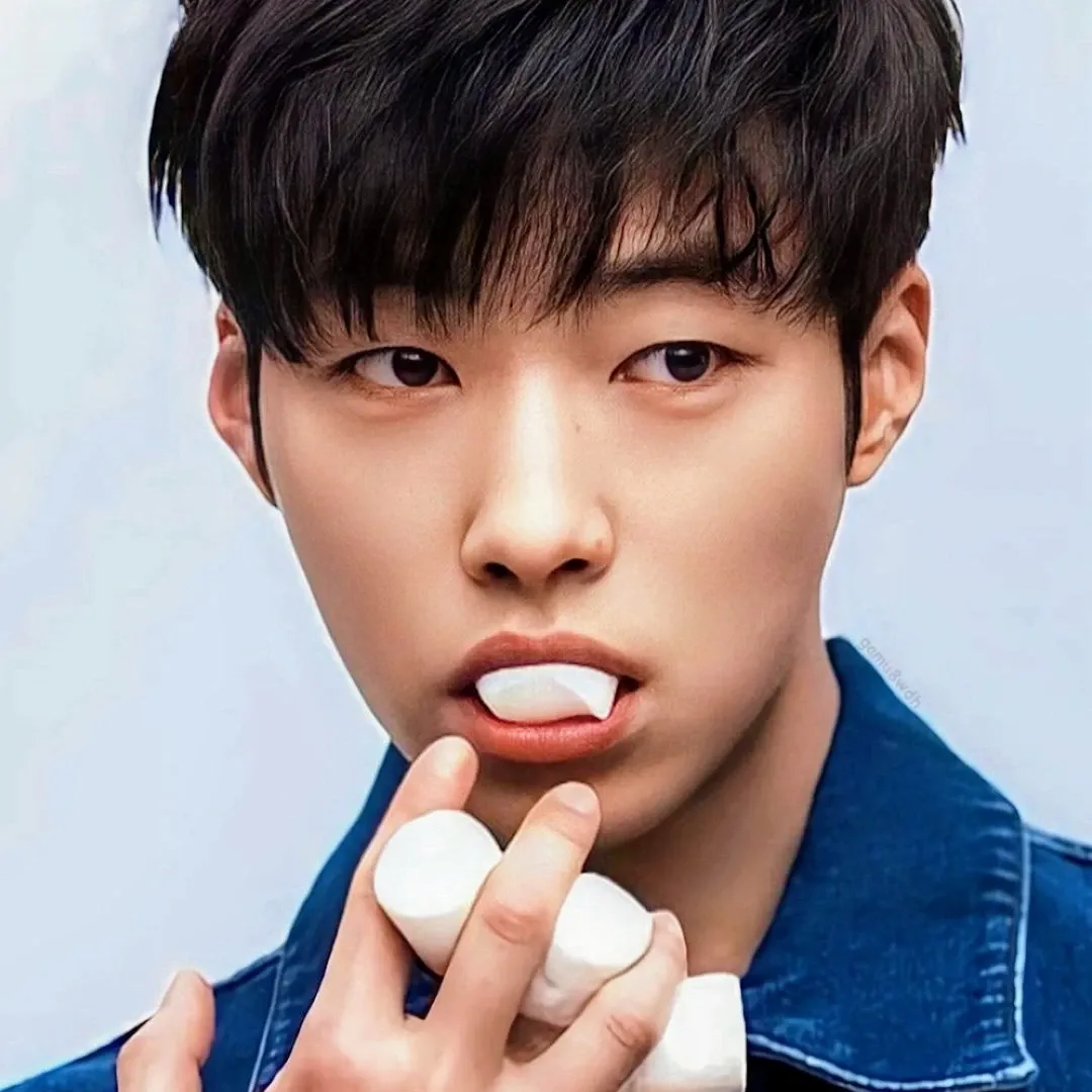 Behind-the-scenes cut of Woo Dohwan
