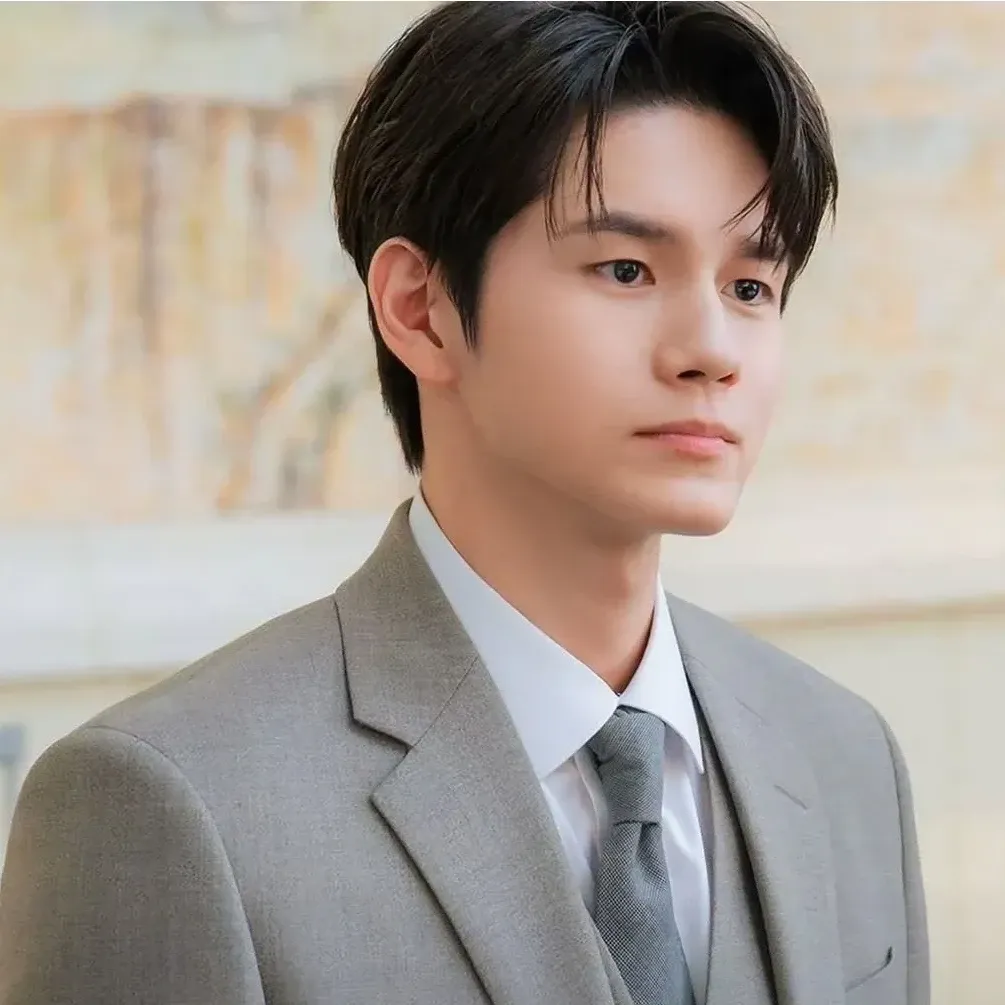 Behind-the-scenes cut of Ong Seongwu
