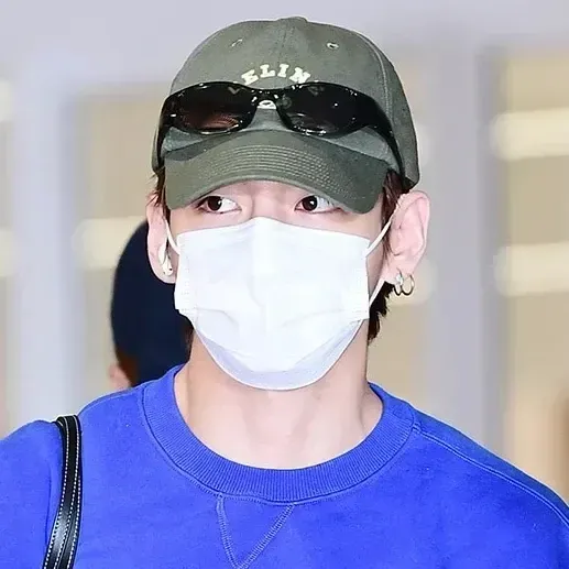 Recent activity shot of Kim Taehyung (V)