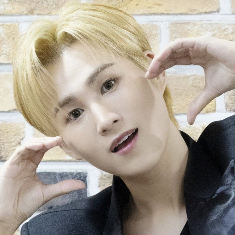 김희재의 최신 사진