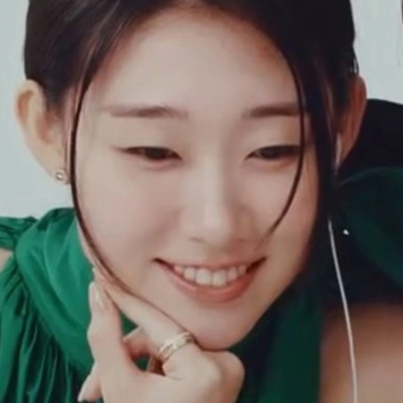 Latest photo of Han Yeji