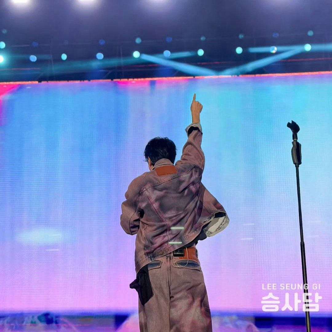 ファンが撮影したイ・スンギの瞬間