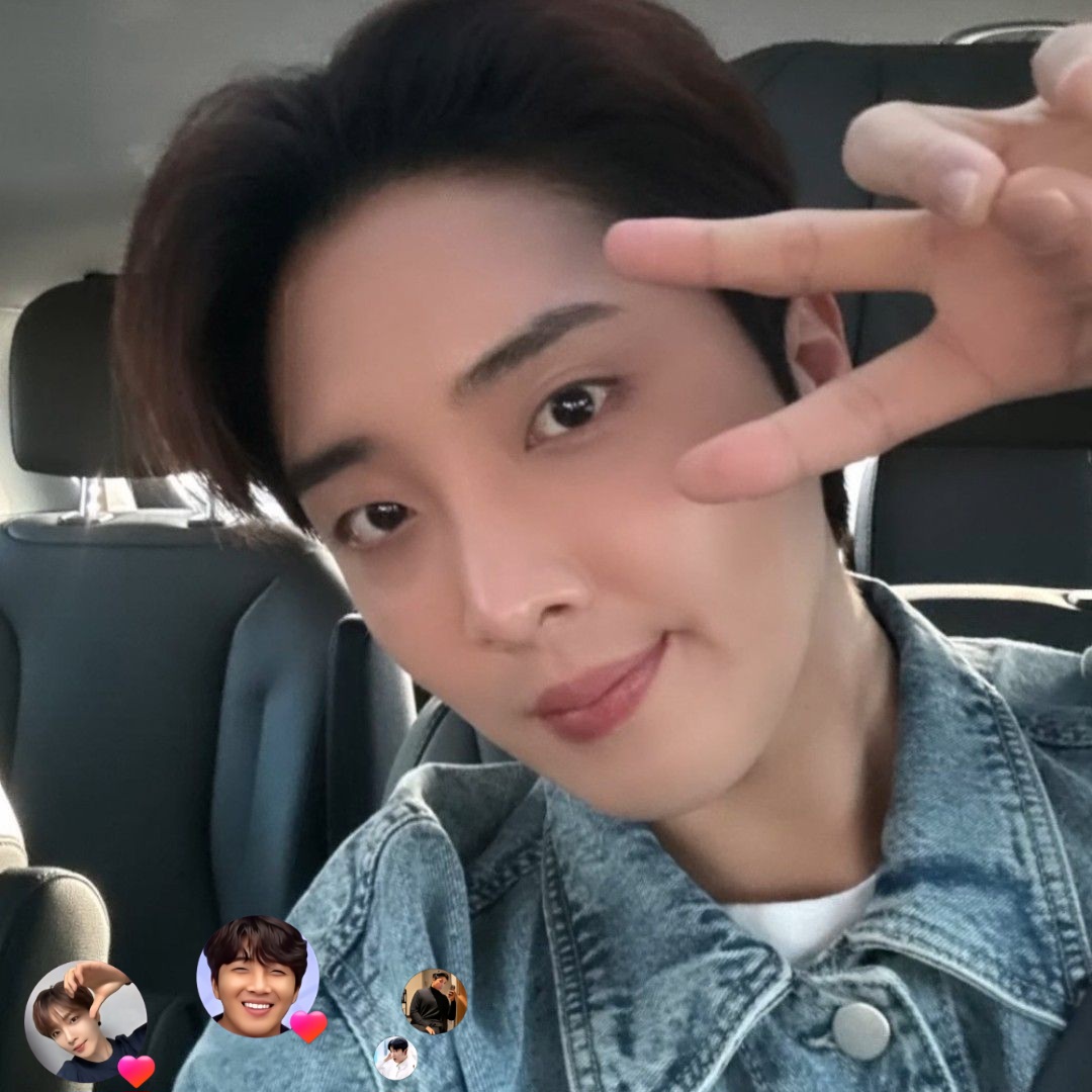 Hottest celeb community feed today