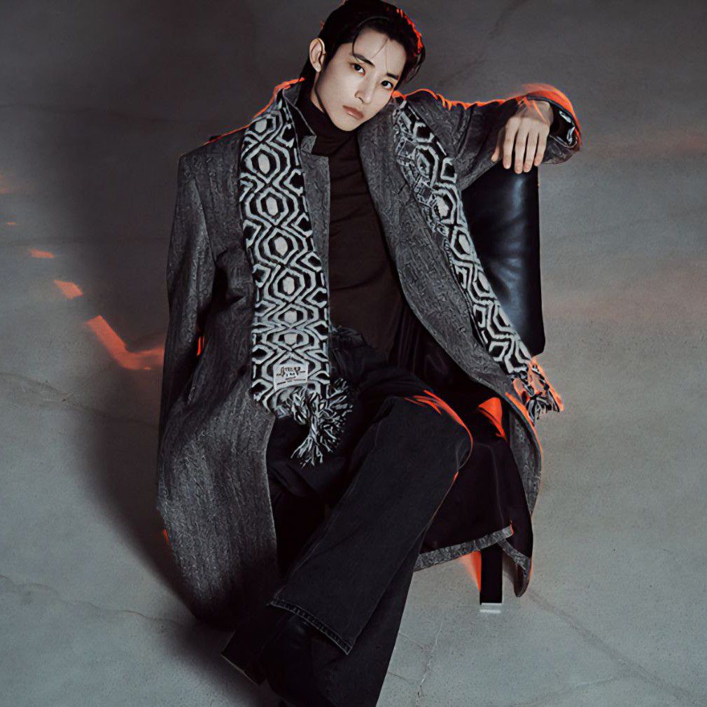 Behind-the-scenes cut of Lee Soohyuk