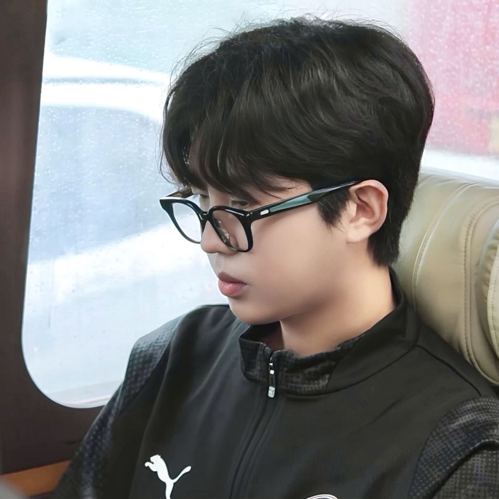 Cuplikan di balik layar dari Lim Youngwoong