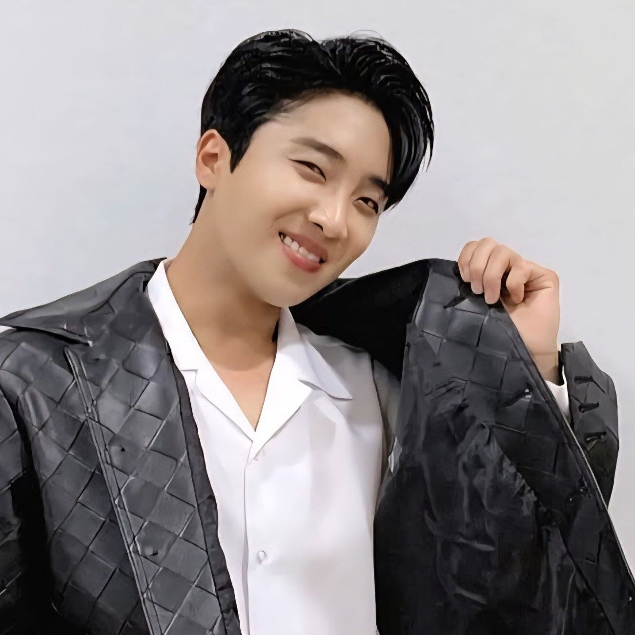 A moment captured by a fan of Hwang Yunsung