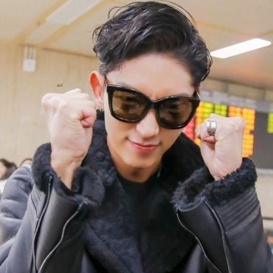 이준기 최근 활동샷