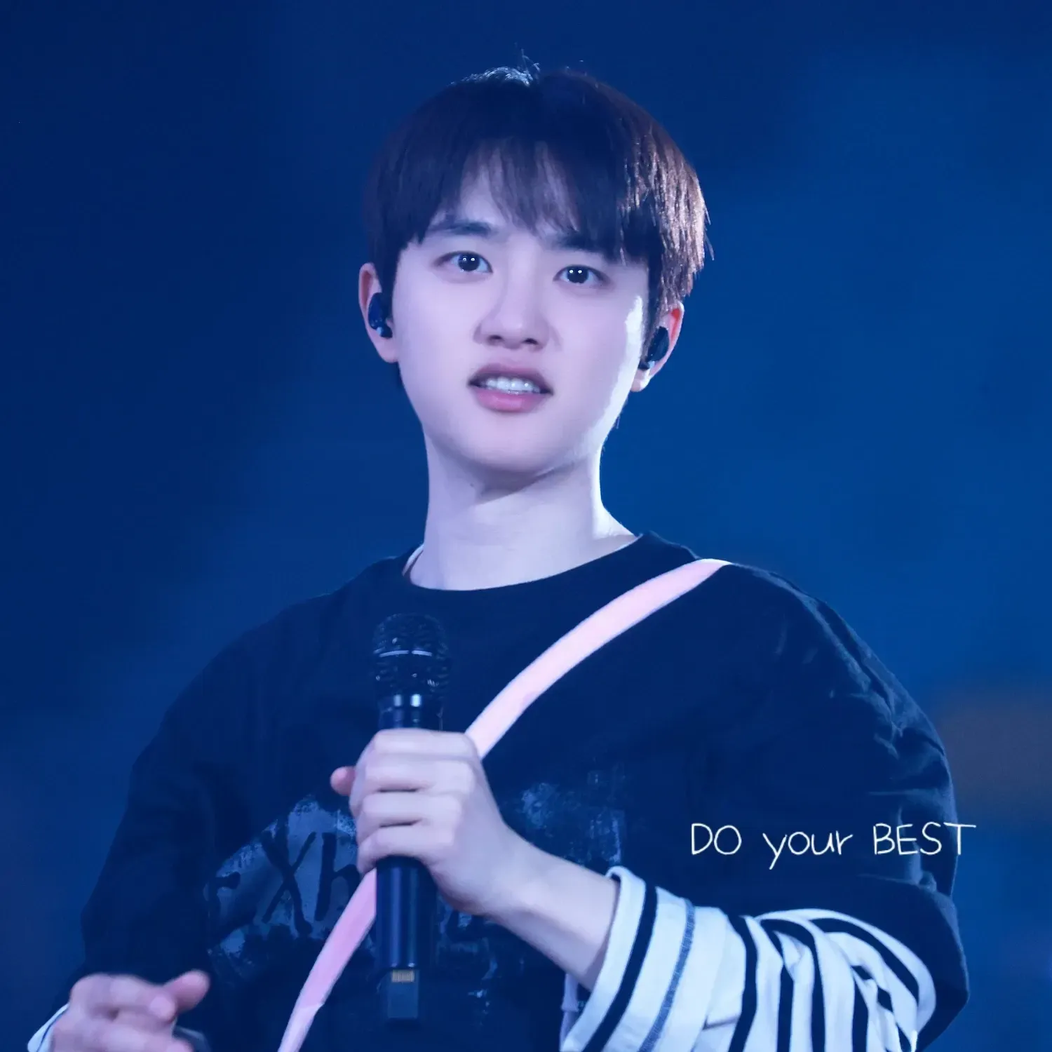 Cuplikan di balik layar dari Doh Kyungsoo (D.O.)